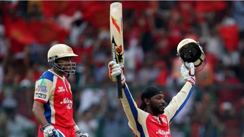 263/5 vs Pune Warriors, Bengaluru, 23 April 2013
